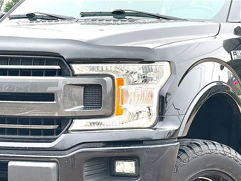 Used 2019 Ford F150 XLT w/ Equipment Group 302A Luxury AWD/4WD image 4