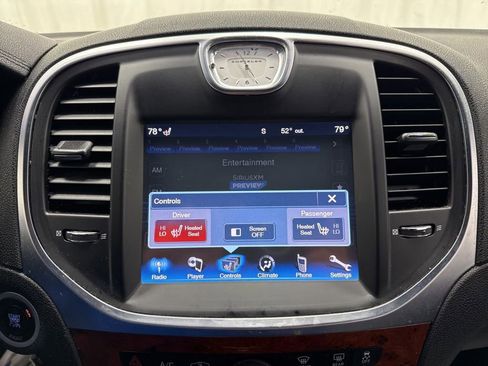 Used 2014 Chrysler 300 image 26