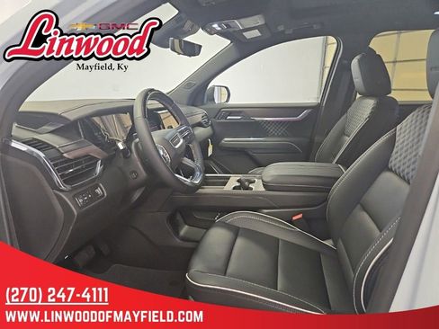 New 2026 GMC Acadia Denali w/ Super Cruise Package FWD image 11
