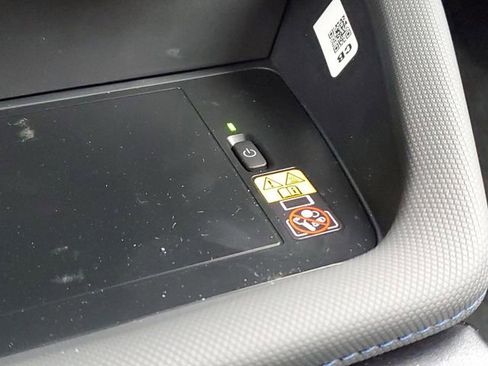 Used 2026 Subaru Forester Premium image 30