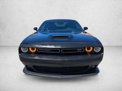 Used 2022 Dodge Challenger GT AWD/4WD image 2