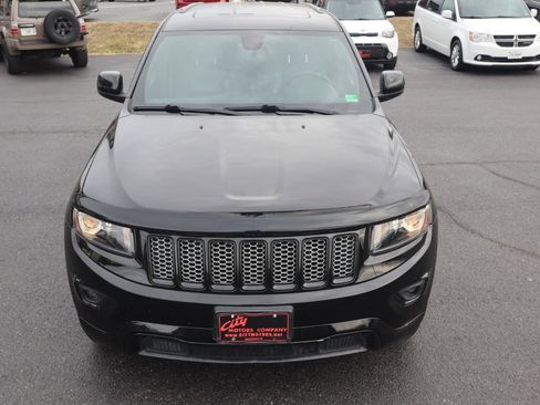 Used 2015 Jeep Grand Cherokee Altitude image 4