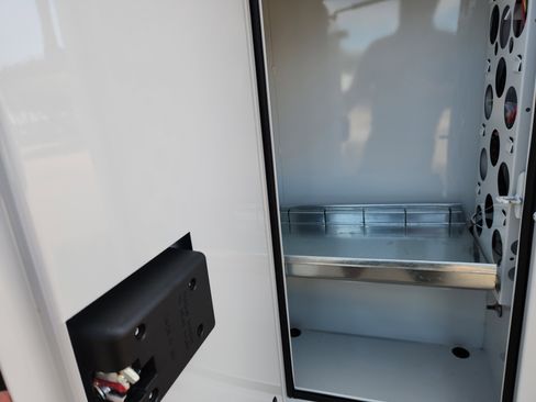 New 2025 Chevrolet Express 3500 w/ Power Convenience Package image 33