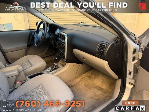 Used 2005 Saturn L-Series L300 FWD image 28