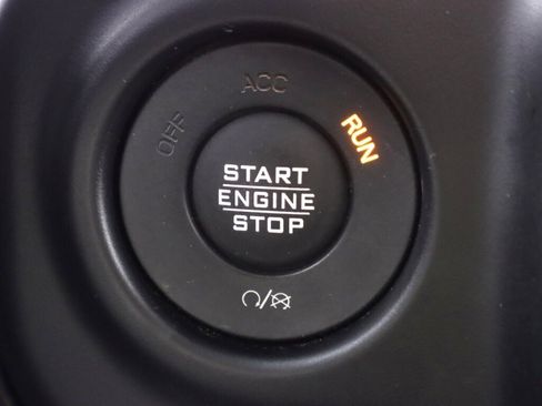 Used 2020 Jeep Gladiator Rubicon AWD/4WD image 29