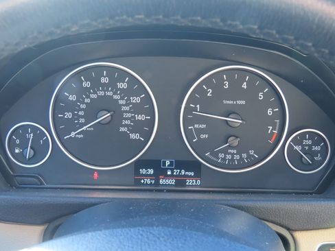 Used 2018 BMW 320i Sedan image 19