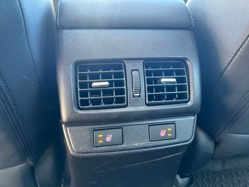 Used 2016 Subaru Outback 2.5i Limited AWD/4WD image 20