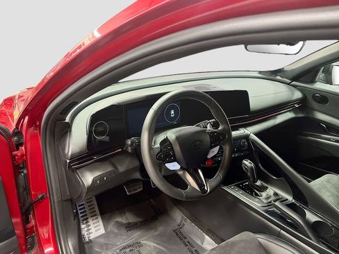 Used 2025 Hyundai Elantra N w/ Cargo Package FWD image 9