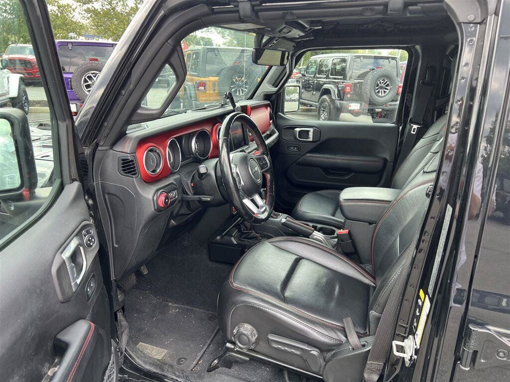Used 2021 Jeep Wrangler Unlimited Rubicon AWD/4WD image 16