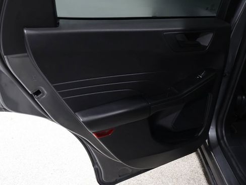 Used 2025 Ford Escape Active image 18