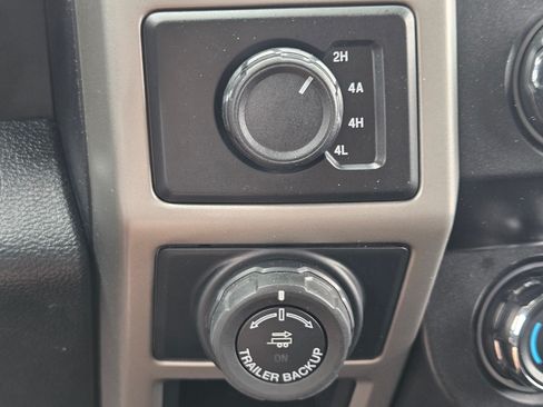 Used 2019 Ford F150 Lariat AWD/4WD image 20