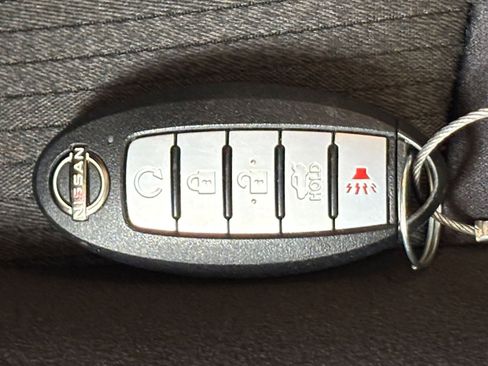 Used 2025 Nissan Altima 2.5 SV FWD image 21