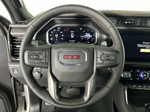 New 2026 GMC Sierra 1500 AT4 w/ AT4 Premium Package AWD/4WD image 11
