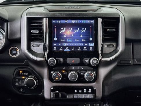 Used 2022 RAM 1500 Big Horn AWD/4WD image 16
