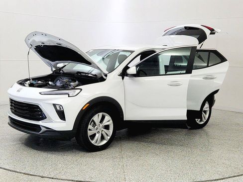 Used 2025 Buick Encore GX Preferred FWD image 10
