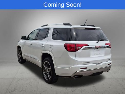 Used 2019 GMC Acadia Denali w/ Technology Package AWD/4WD image 4