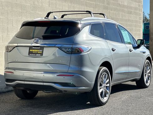 Used 2023 Buick Enclave Avenir w/ Avenir Technology Package image 4