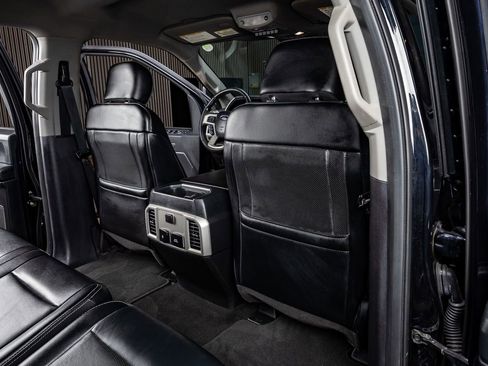 Used 2019 Ford F250 Lariat image 31