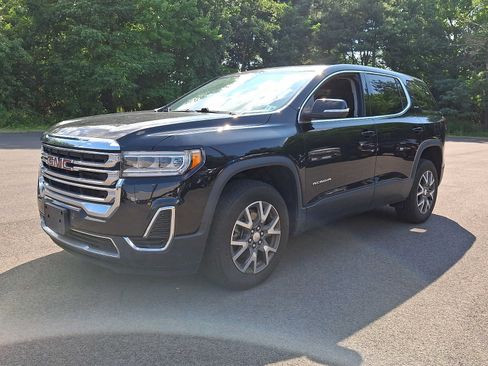 Used 2023 GMC Acadia SLE AWD/4WD image 3
