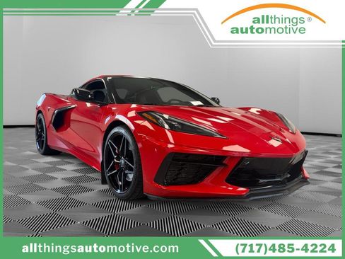 Used 2021 Chevrolet Corvette Stingray Preferred Cpe w/ Z51 Performance Package image 1