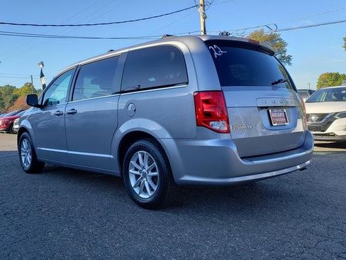 Used 2020 Dodge Grand Caravan SXT image 4