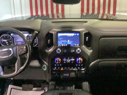Used 2022 GMC Sierra 3500 Denali w/ Denali Ultimate Package AWD/4WD image 13