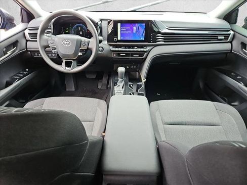 Used 2026 Toyota Camry LE FWD image 17
