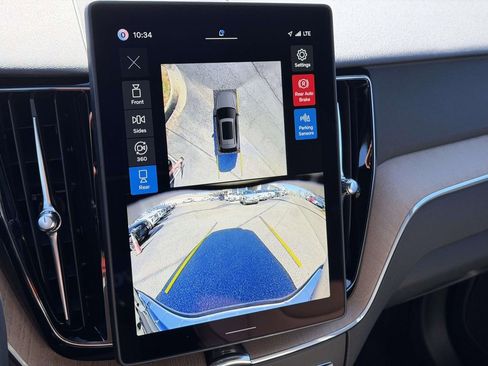 New 2026 Volvo XC60 T8 Plus w/ Protection Package Premier image 4