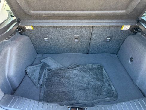 Used 2018 Ford Focus SE image 12