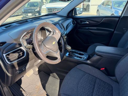 Used 2022 Chevrolet Equinox LT image 16