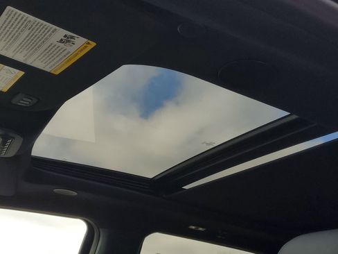 Used 2025 Ford F150 Raptor image 9