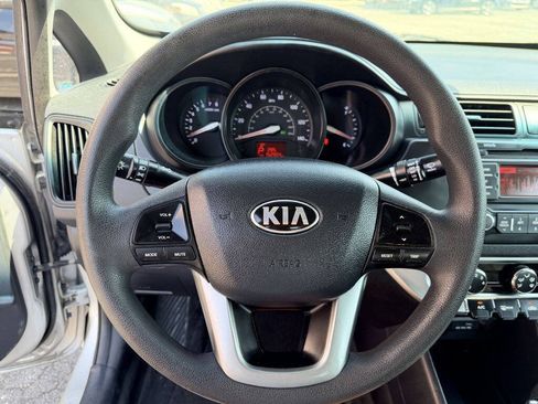 Used 2013 Kia Rio LX FWD image 9