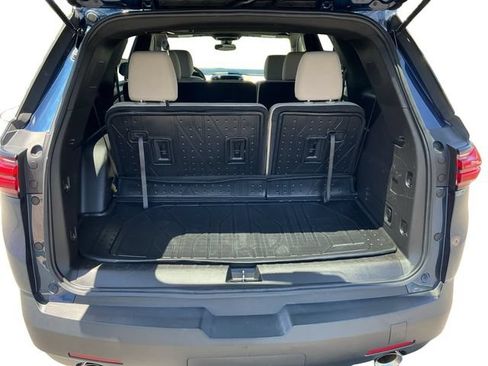 Certified 2022 Chevrolet Traverse LS w/ LPO, Floor Liner Package AWD/4WD image 22