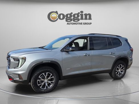 Used 2025 GMC Acadia AT4 w/ Super Cruise Package AWD/4WD image 1