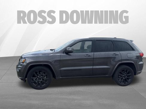 Used 2021 Jeep Grand Cherokee Laredo X RWD image 2