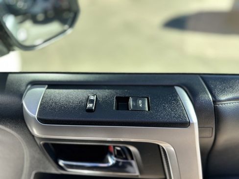 Used 2023 Toyota 4Runner Limited image 33