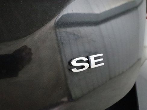 Used 2014 Ford Focus SE FWD image 20