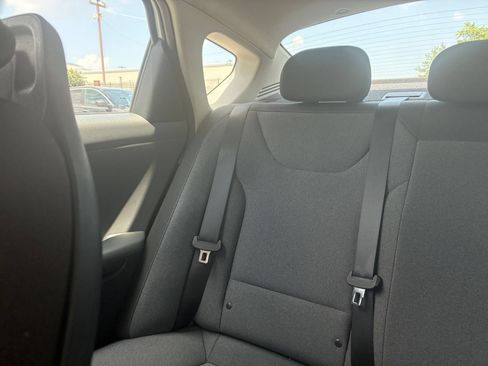Used 2025 Kia K4 FWD image 34