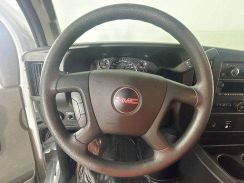 Used 2023 GMC Savana 2500 w/ Driver Convenience Package image 17
