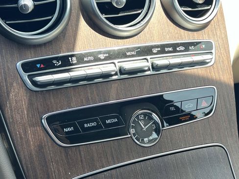 Used 2019 Mercedes-Benz C 300 Sedan image 16