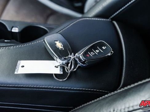 Used 2019 Chevrolet Camaro SS image 71