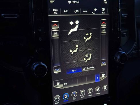 Used 2019 RAM 1500 Limited image 28