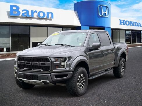 Used 2019 Ford F150 Raptor w/ Equipment Group 802A Luxury AWD/4WD image 2