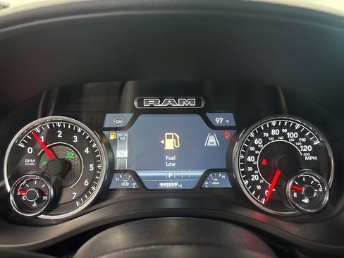 Used 2025 RAM 1500 Big Horn AWD/4WD image 21