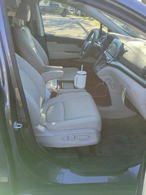 Used 2026 Honda Odyssey EX-L image 4