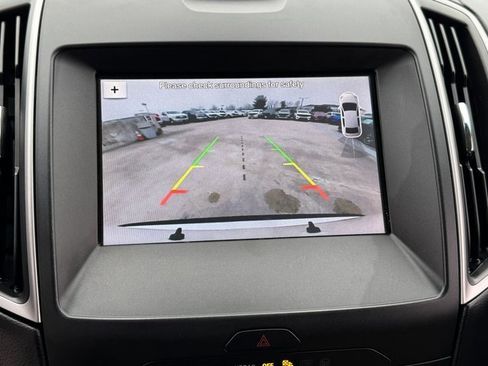 Used 2019 Ford Edge SEL w/ Equipment Group 201A image 26