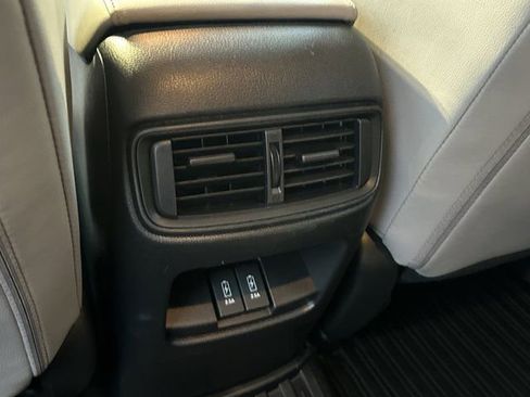 Used 2017 Honda CR-V EX-L image 29