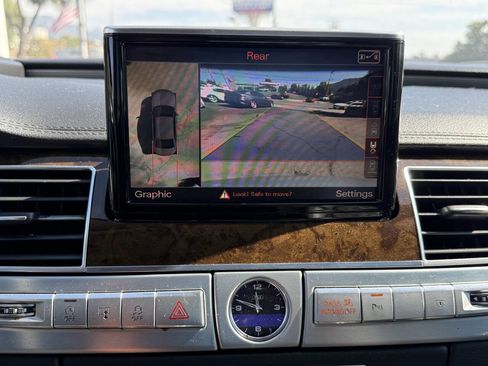 Used 2015 Audi A8 3.0T w/ Luxury Package image 16