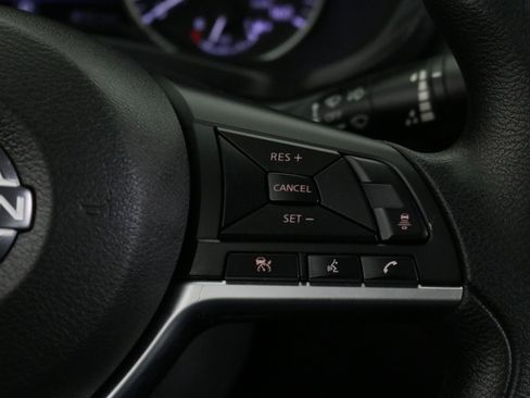 Used 2025 Nissan Sentra SV image 15