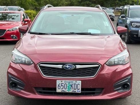 Used 2018 Subaru Impreza 2.0i Premium w/ Popular Package #2 AWD/4WD image 8